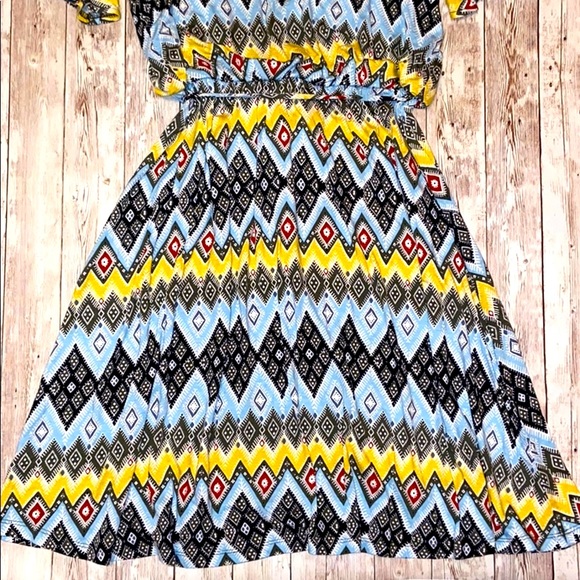 Ann Taylor LOFT Aztec Tribal Cold Shoulder Dress - Picture 3 of 7